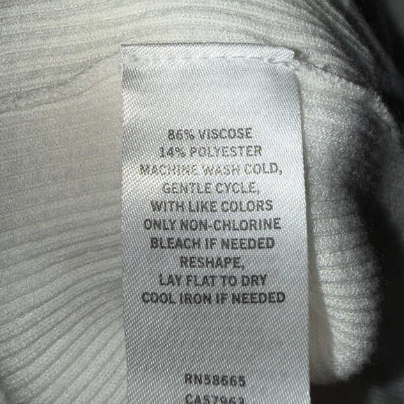 Halogen Balloon Sleeve Crew Neck Shirt - Picture 7 of 8